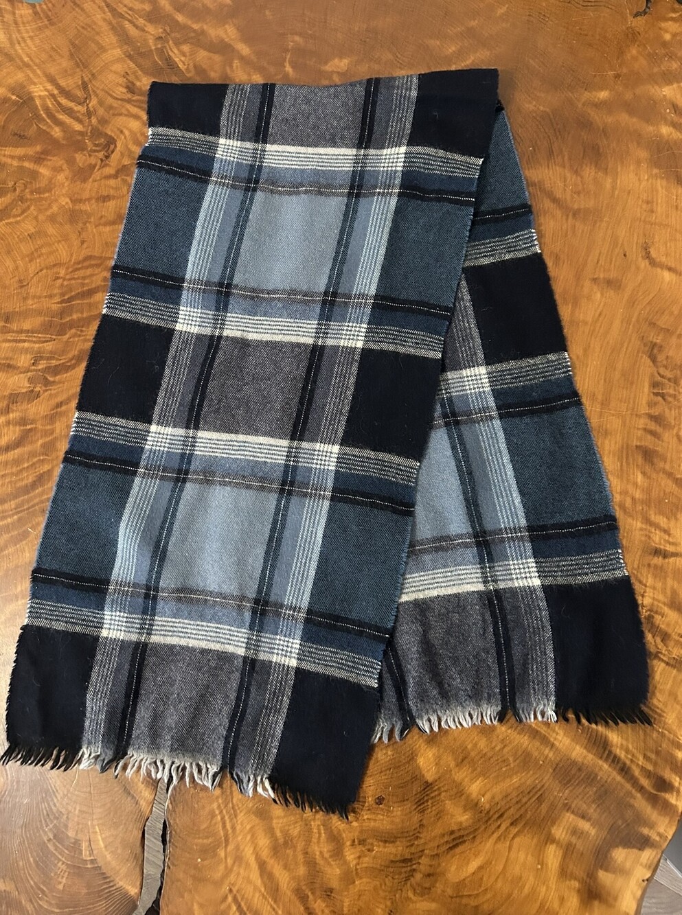 Vintage Alpine Canada 100% Virgin Wool Plaid Winter Scarf  Blue Navy